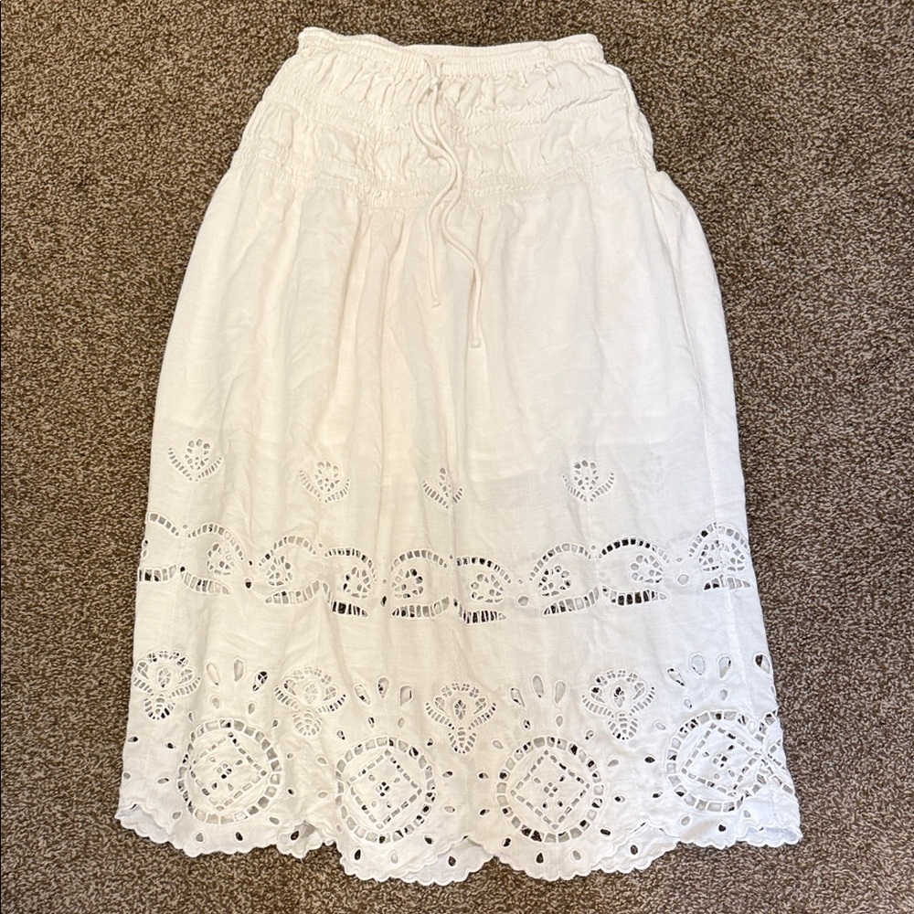 Chic Cream Embroidered Midi Skirt